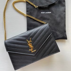 YSL Grain de Poudre Envelope Wallet on Chain